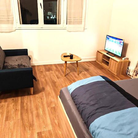 Apartmán F1 Equipe Avec Ascenseur, Parking Et Pres Des Transports Argenteuil Exteriér fotografie