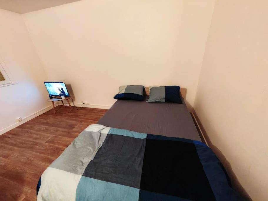 Apartmán F1 Equipe Avec Ascenseur, Parking Et Pres Des Transports Argenteuil Exteriér fotografie
